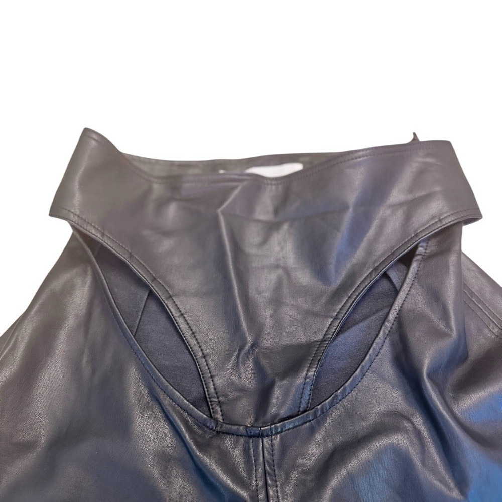 La Esquina Genuine Leather High Waist Flare Pants Black Womens Small in EUC/NWOT - Picture 12 of 16
